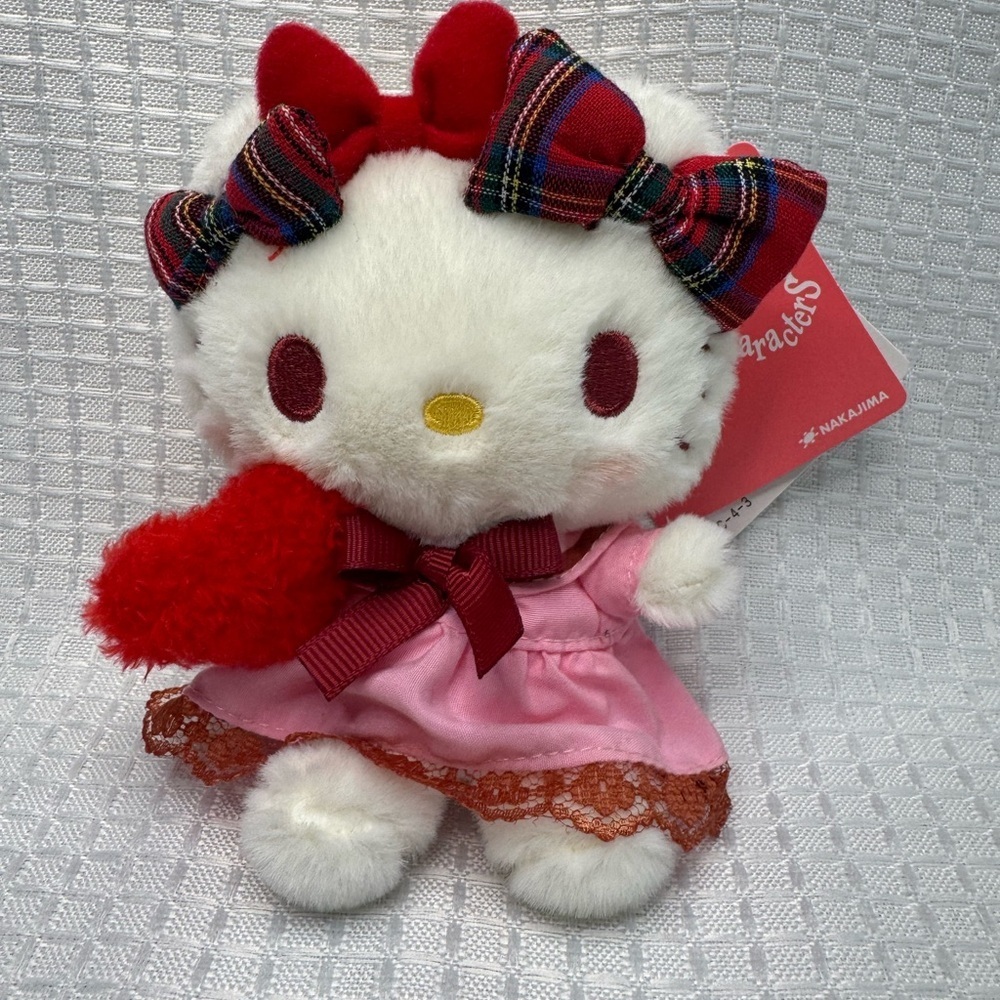 Sanrio Hello Kitty Ribbon Love series. Keychain, backpack clip